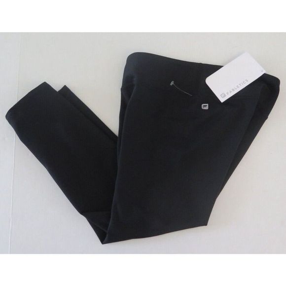 Fabletics Women's Sz XS (4) Black PowerHold Salar Capri Crop Capri Tights $50 - Picture 3 of 3
